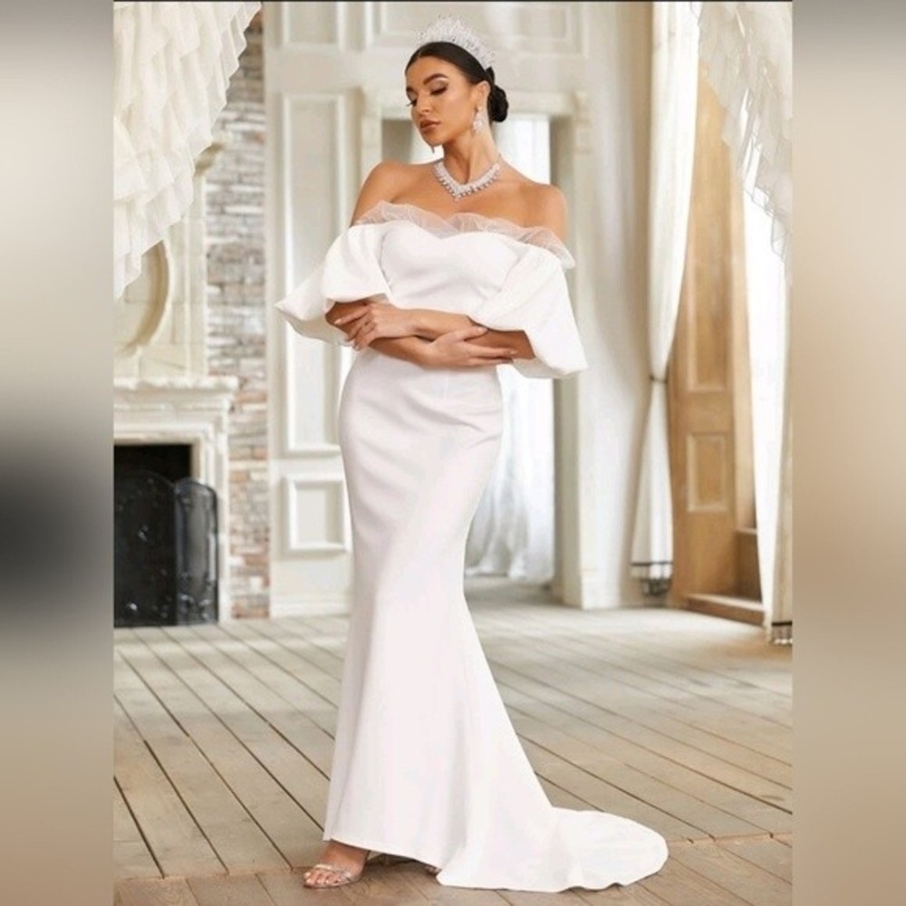 Off Shoulder Contrast Mesh Mermaid Hem Women's Wedding Dress - Picture 1 of 7